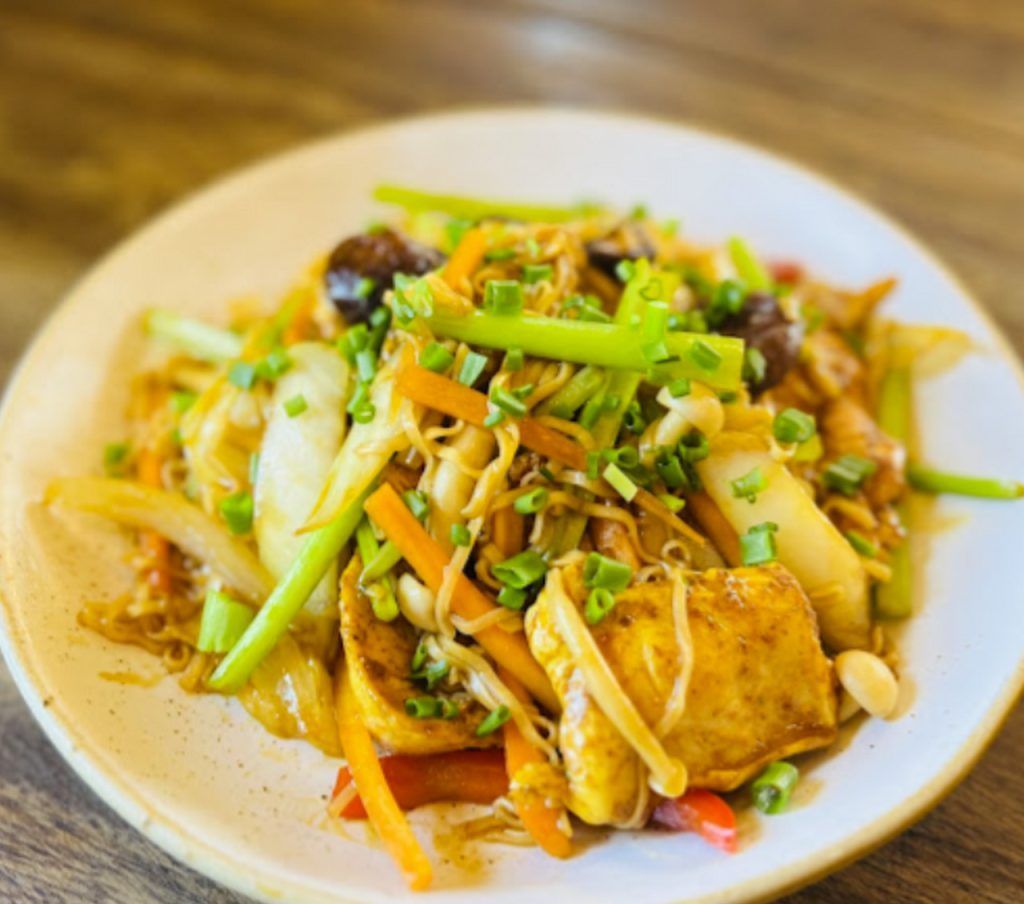 Com Linh restaurant insider's travel guide to hoi an