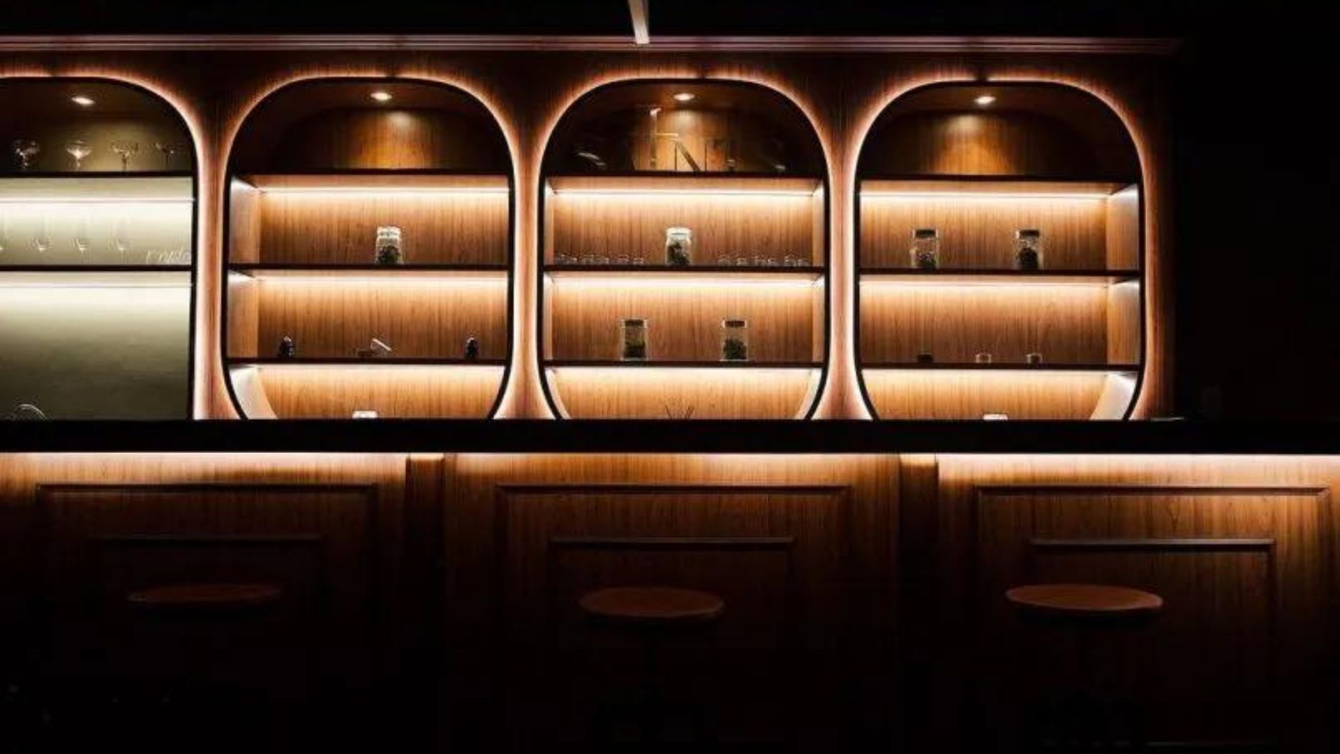best bars in bangkok