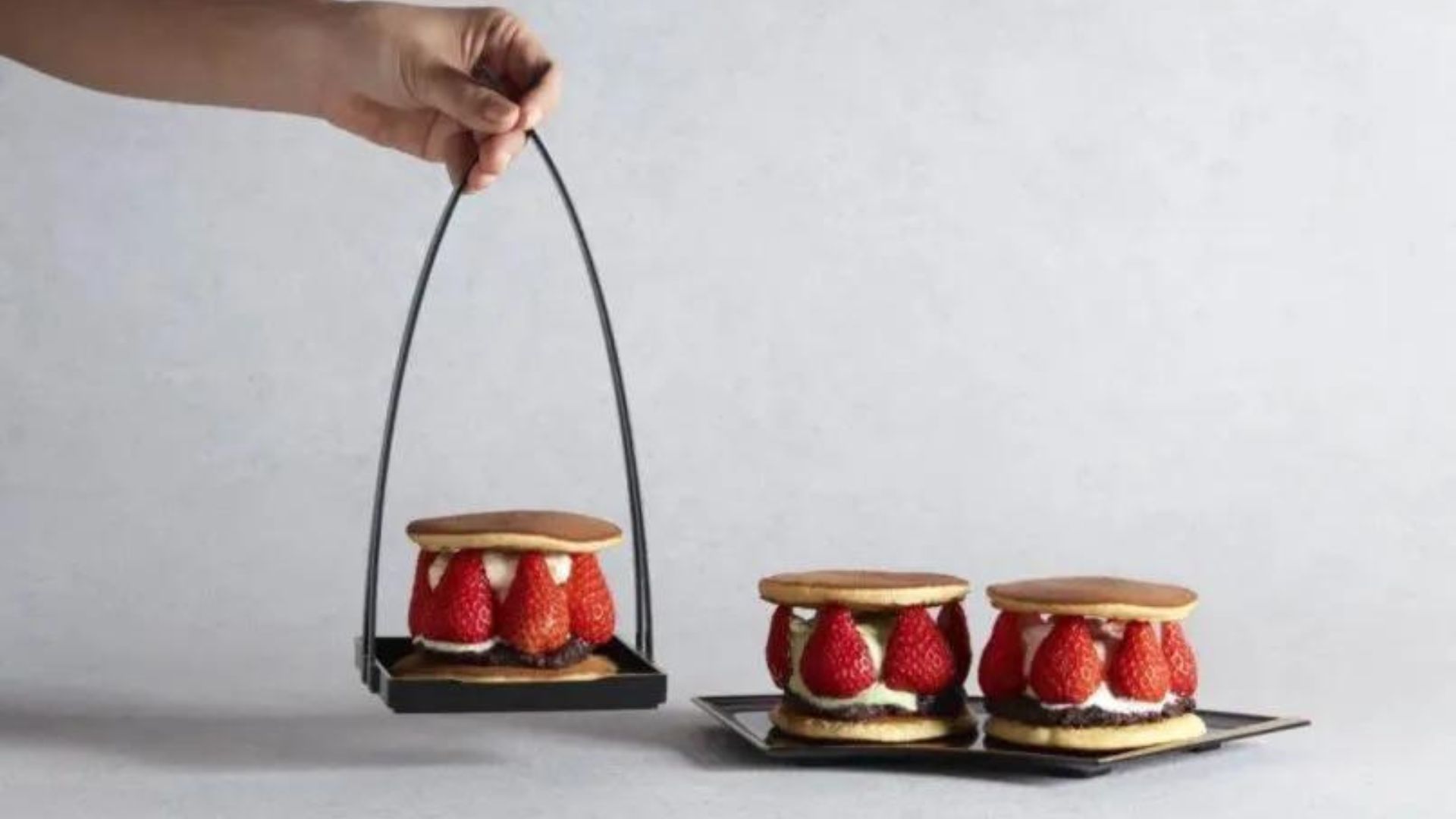 Best Seasonal Strawberry Desserts In Singapore This Mother's Day 2023