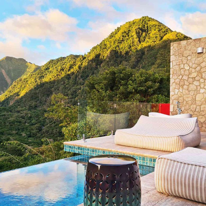 Curated visual reference: Gallery Detail: This Luxury Resort In Hawaii Used To Be An Off