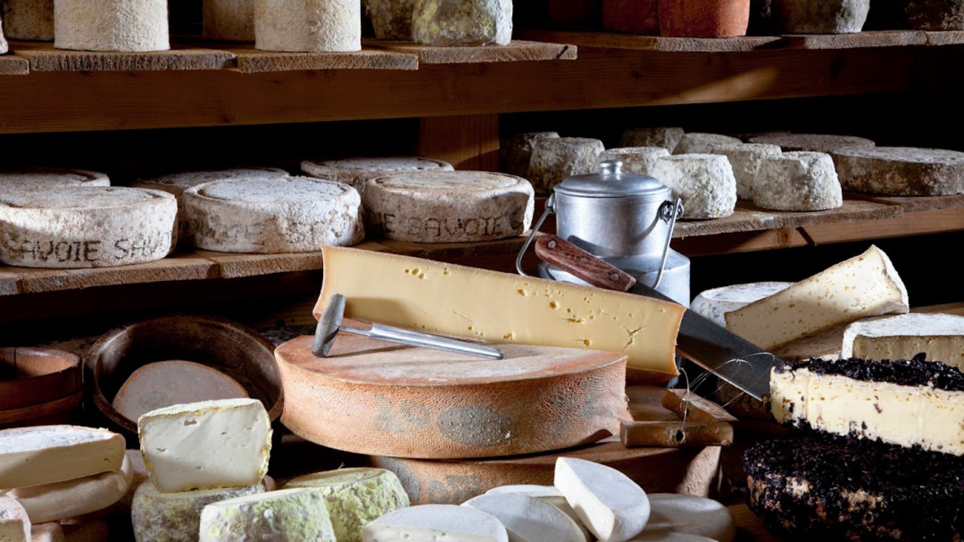 Caseation Cheese This Italian Resort In Tuscany Has 16 Wooden Lodges And Fresh Pasta