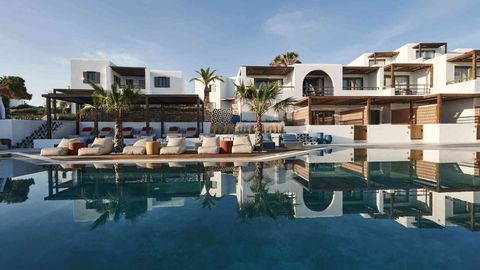 This Stunning Greek Island Is A Perfect Alternative To Mykonos Or Santorini