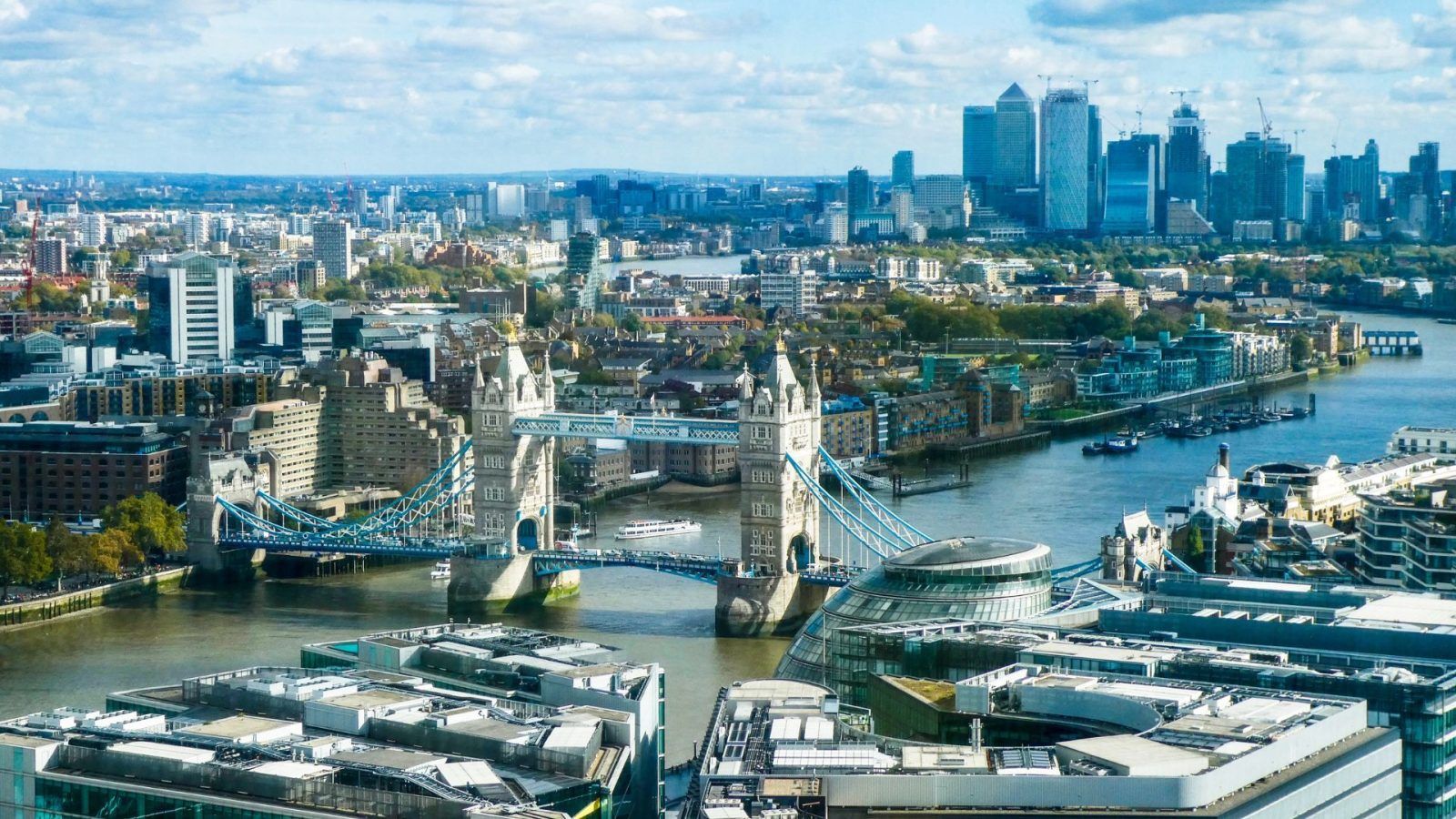 Citizens Of These Countries Can Visit The UK Visa Free