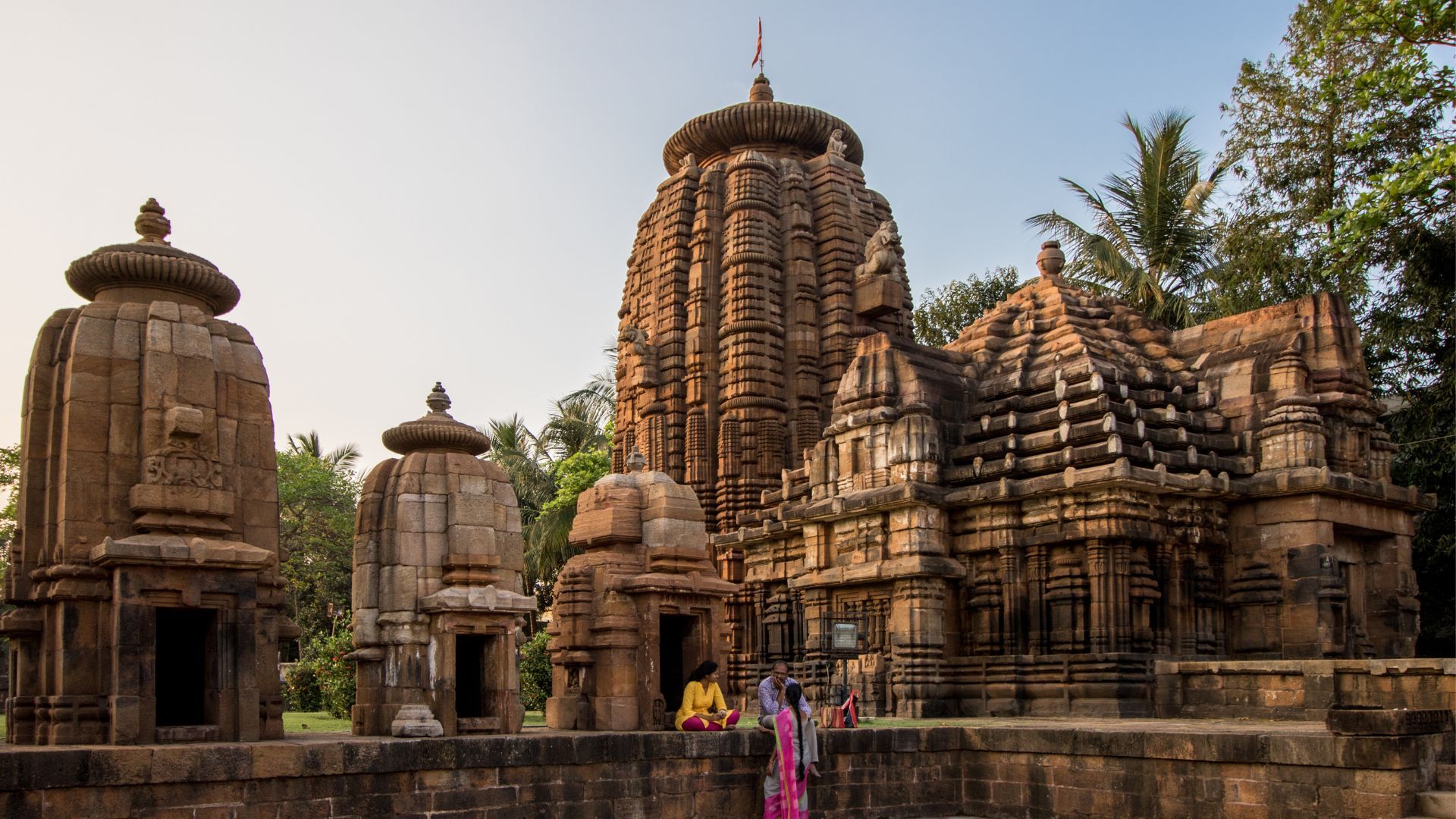 Tourist Places In Odisha: Places To Visit From Iconic Temples To Serene ...