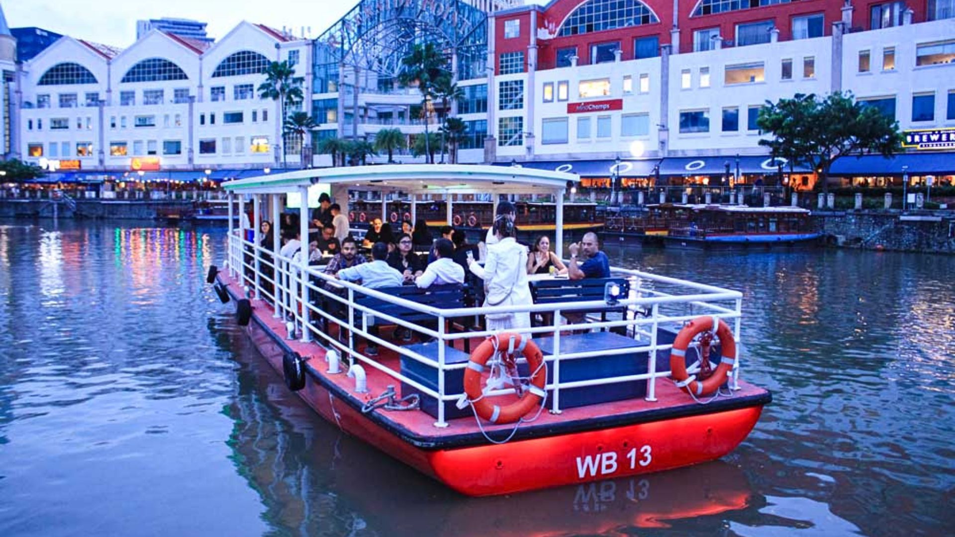 Singapore River Cruise: A Detailed Guide To Booking Your Fun Boat Tour
