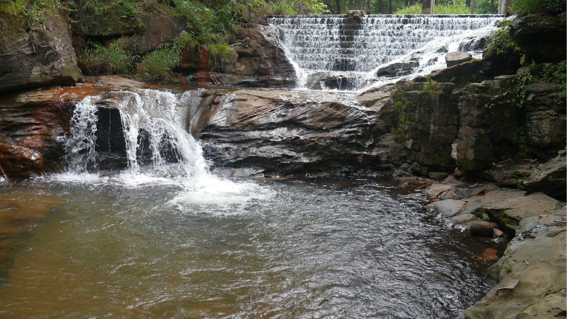 Bee Falls