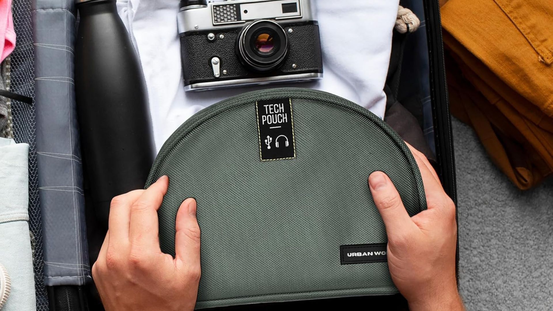 Urban wolf tech organiser pouch