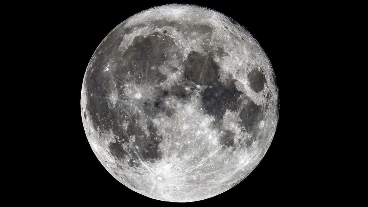 supermoons-hi.jpeg?tr=w-1200,q-60