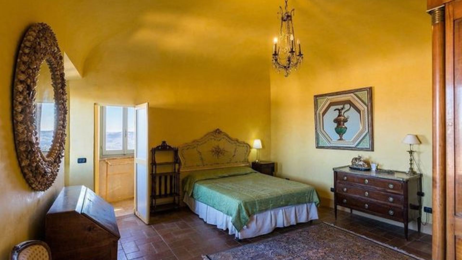 Petritoli bedroom