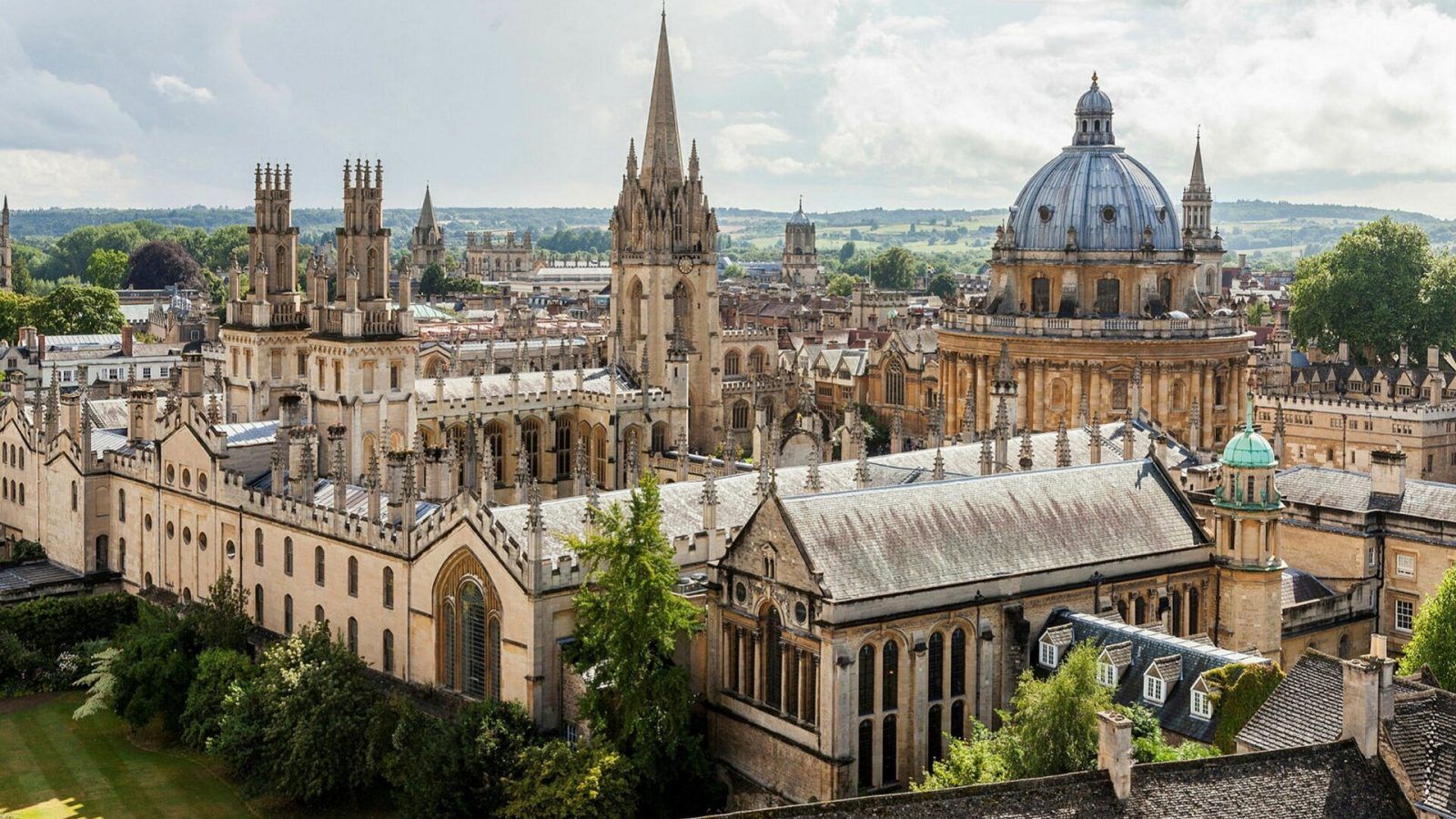 Most Beautiful Universities In The World With Breathtaking Campuses