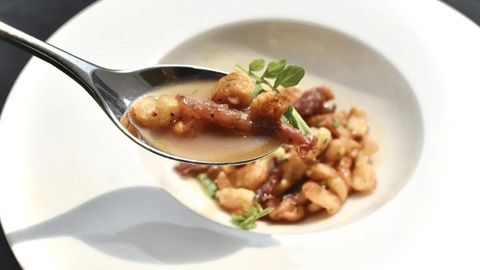 Review: Clarence Brings Alsace Classics – And Mum – To Hong Kong