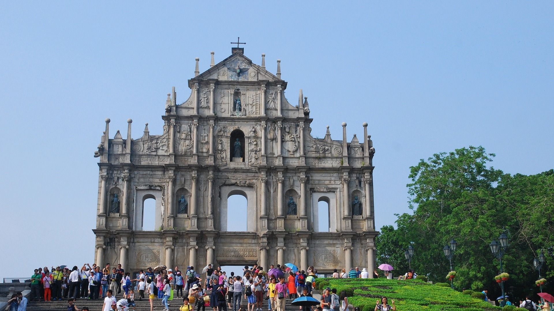 best day trips from hong kong