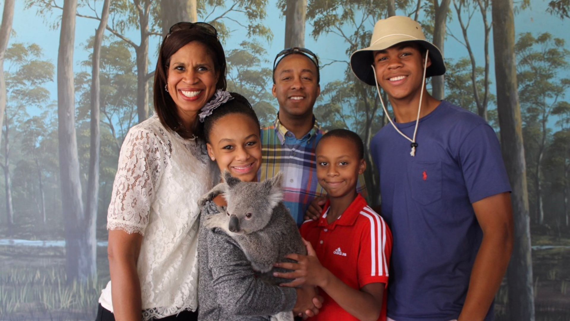 VIDEO T+L Kids Dr. Holly’s Top 10 Tips for Travelling With 3 Kids