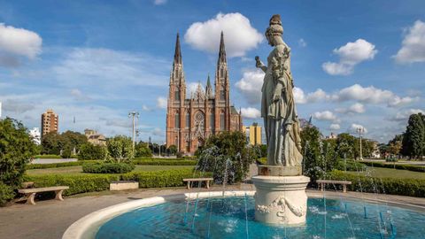 The Best Times To Visit Argentina — From Buzzy Buenos Aires To Rugged Patagonia