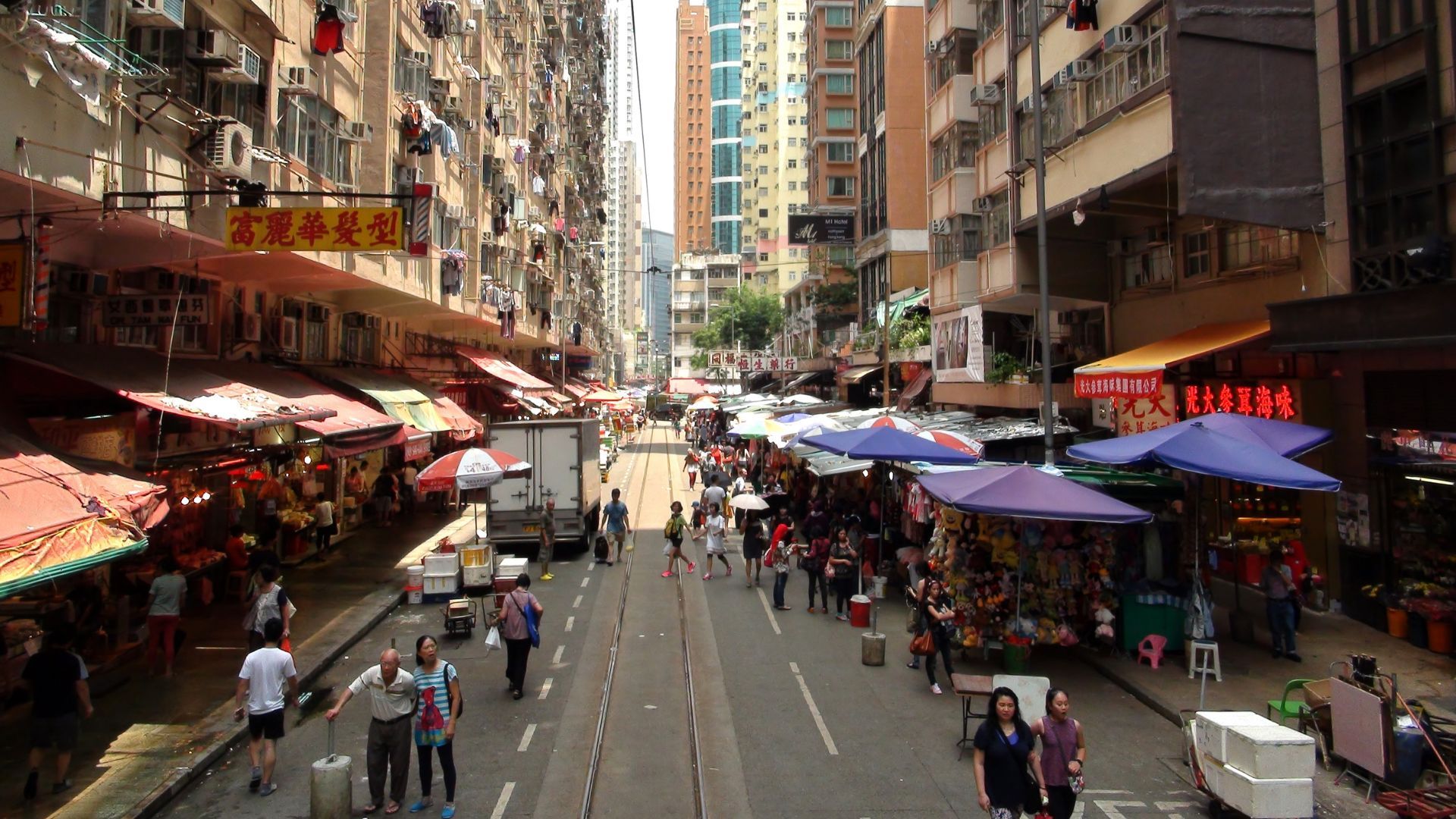 Hong Kong Shopping Guide To All The Local Markets