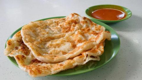 6 Places To Visit For The Fluffiest And Crispiest Roti Canai In KL And Selangor