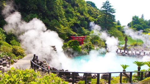 Why Japanese Hell Power Walking Is Our New Favorite Exercise