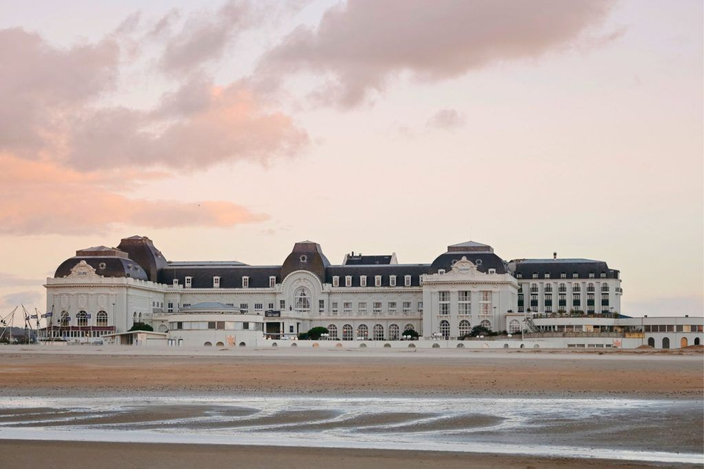 The first Purist in HOTEL LES CURES MARINES