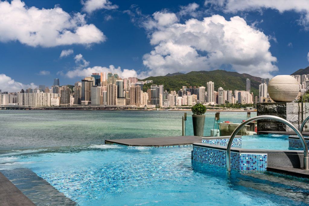 Infinity Pool. Courtesy of Regent Hong Kong