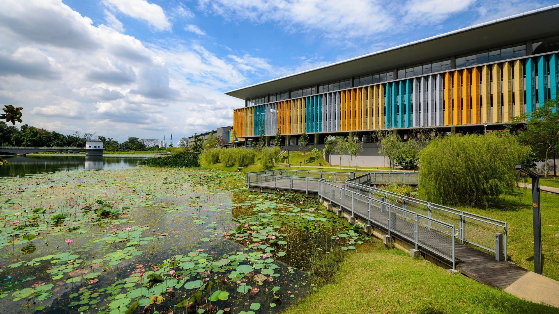 Raja Tun Uda Library