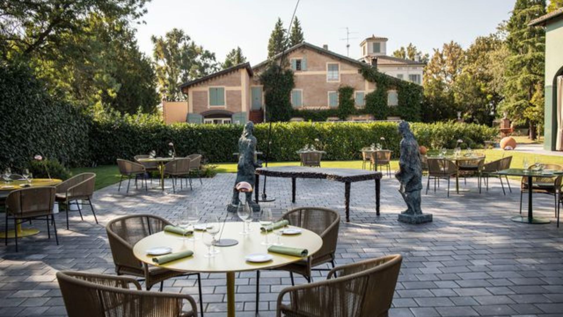 Massimo Bottura restaurants