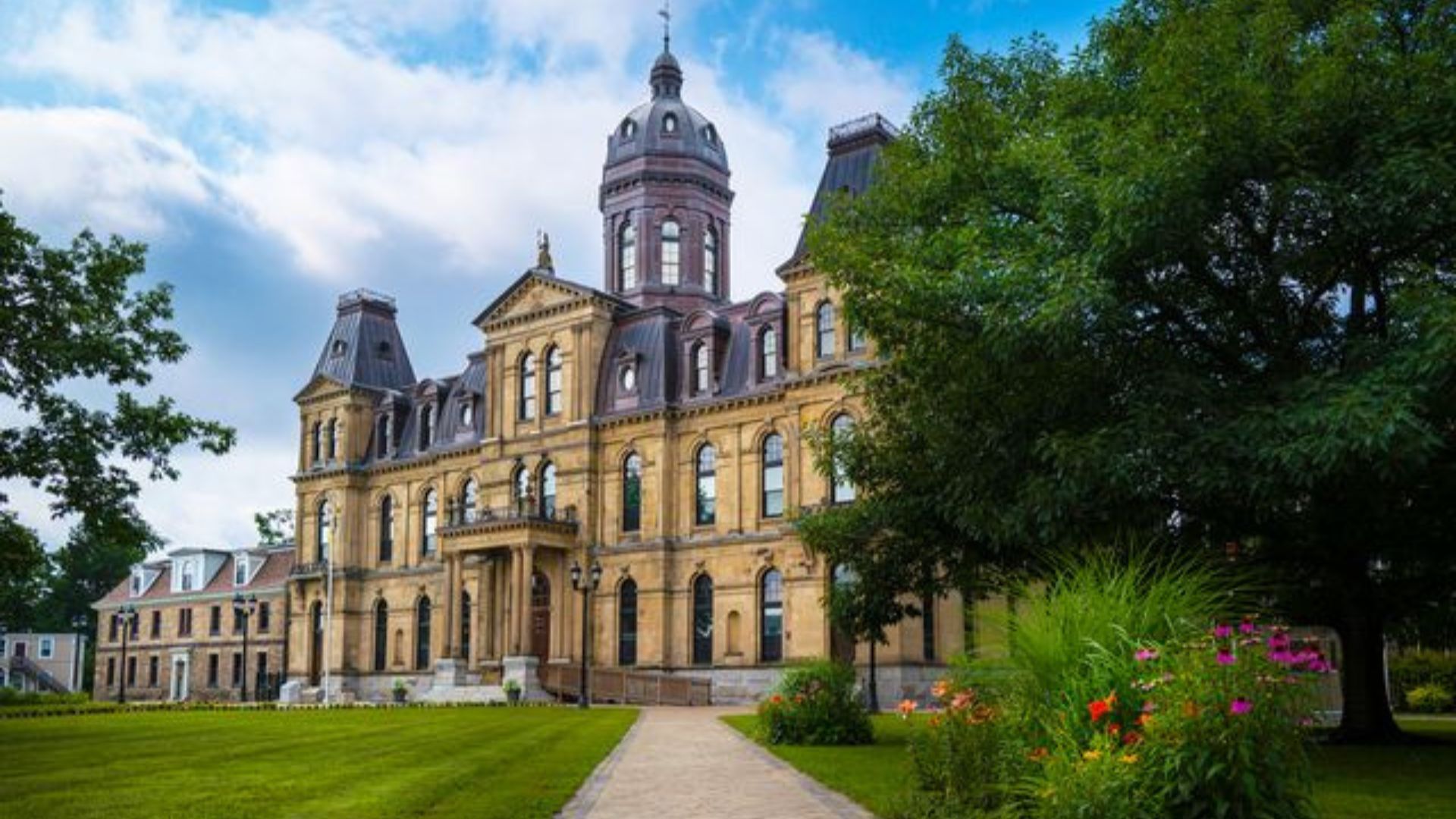 Legislative building