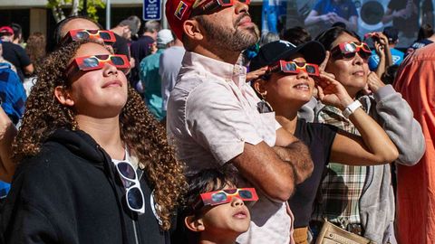 These Destinations Are The Most Popular For Solar Eclipse Viewing, According To Alaska Airlines