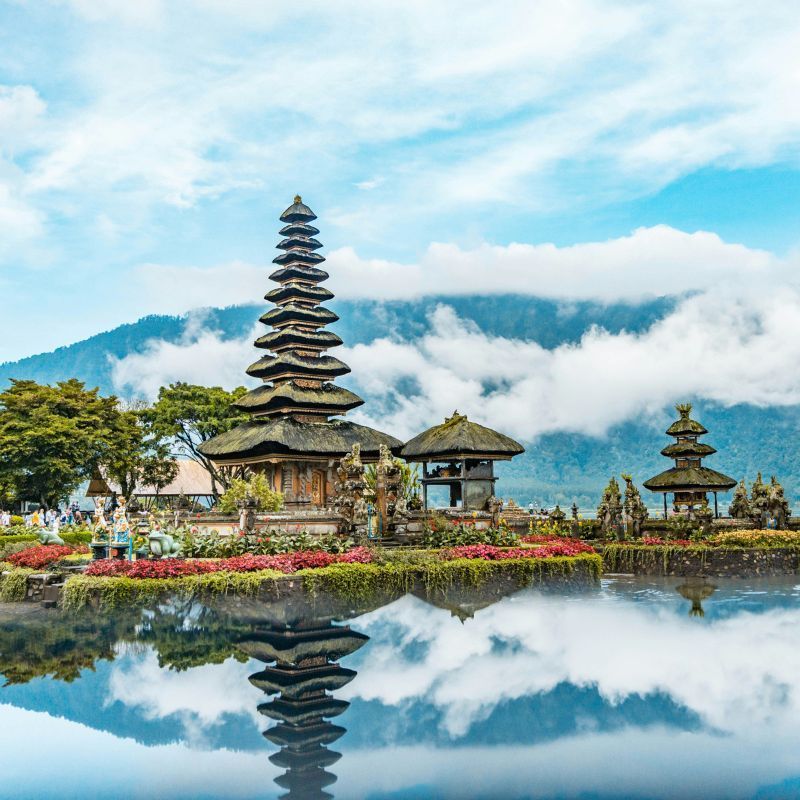 Win Free Flight Tickets To Japan Or Bali With Hong Kong Airport’s Giveaway!
