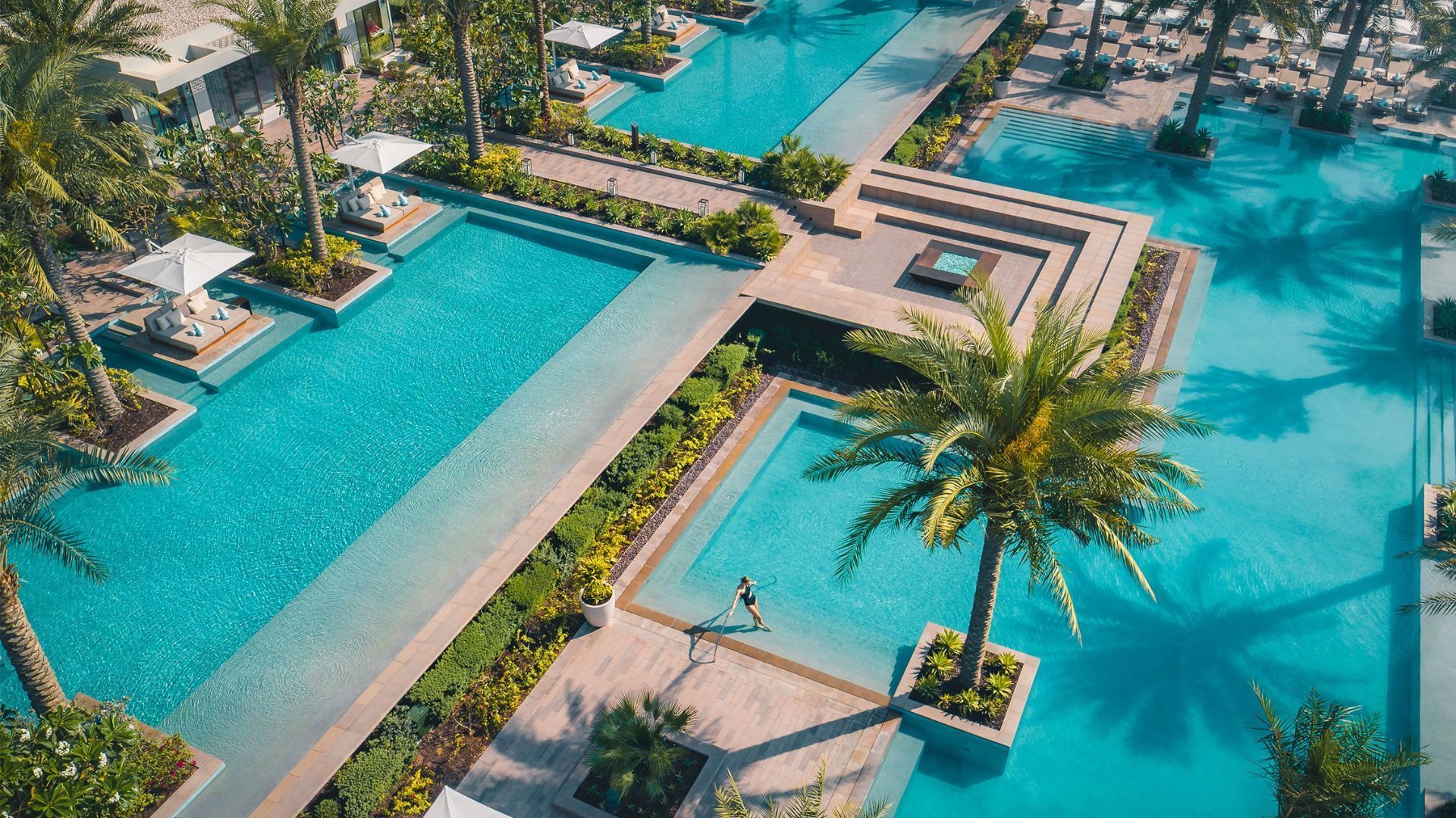 beach clubs in Dubai