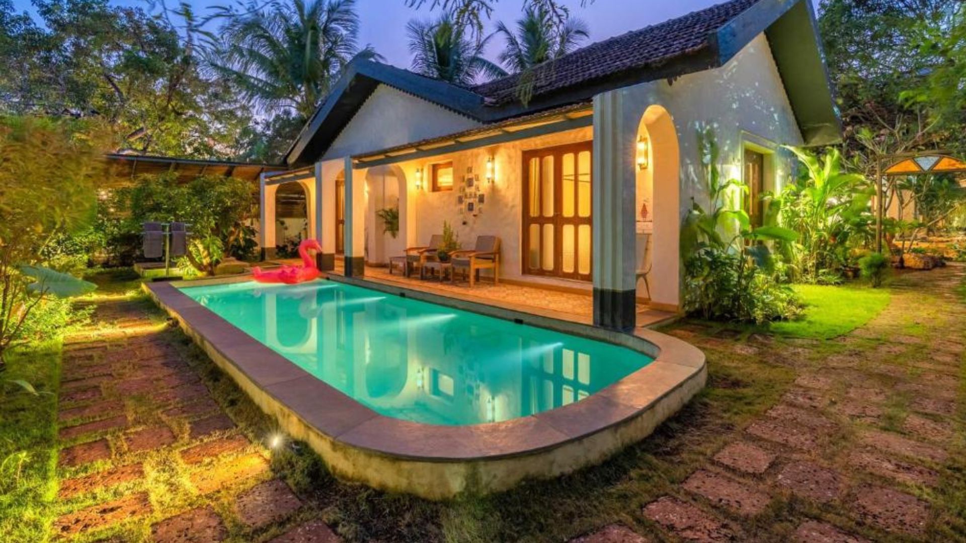 goa villas with pools