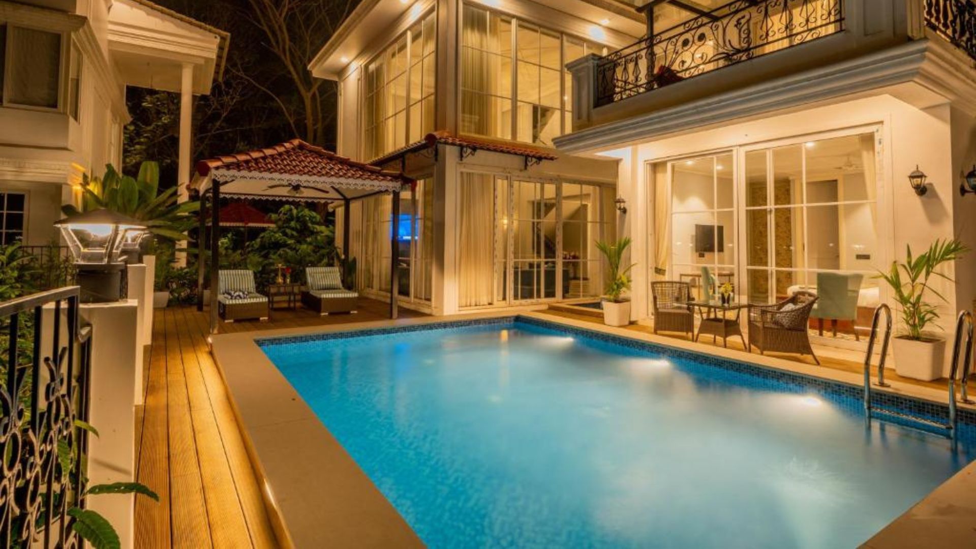 pool villa