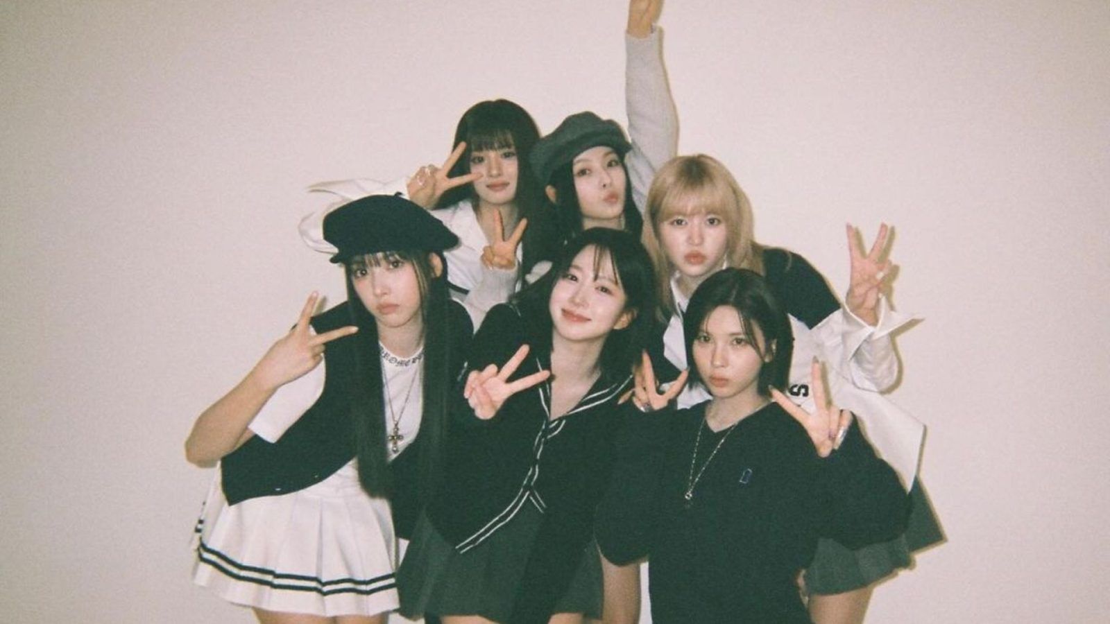 K-Pop Girl Group NMIXX To Hold First Fan Concert In Macau K-Pop Girl Group NMIXX To Hold First Fan Concert In Macau