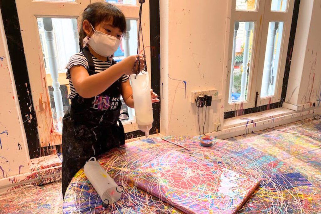 Pendulum painting at Motion Art Space