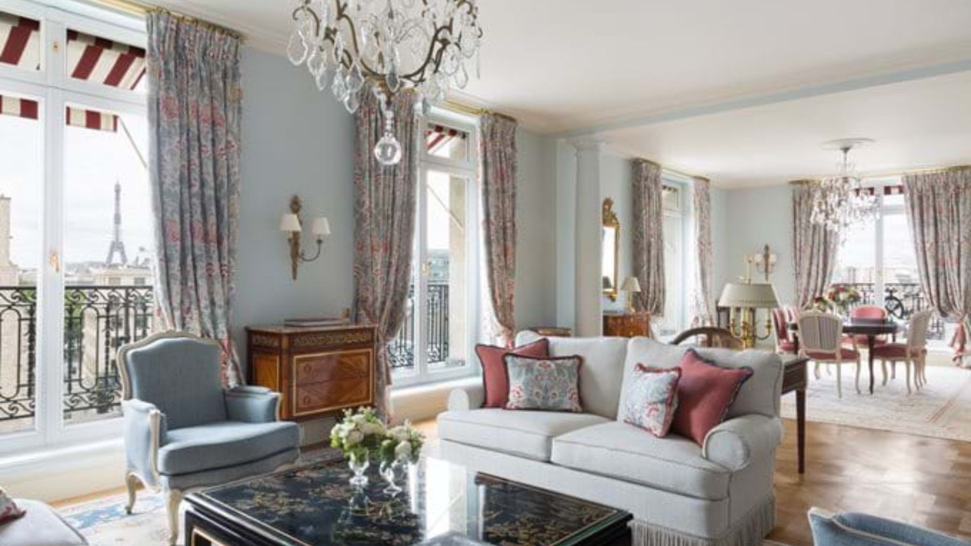 hotels with eiffel tower view
