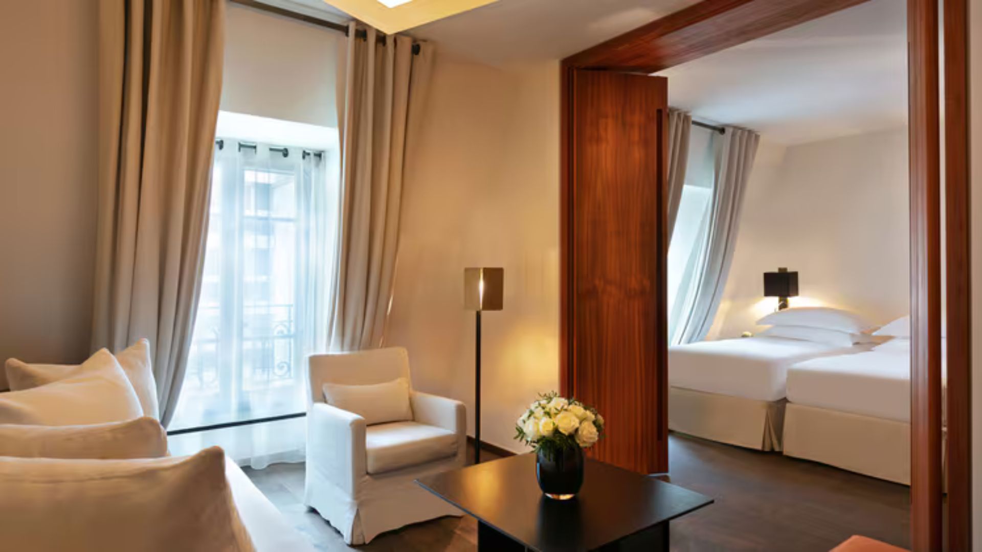Suite at Le Metropolitan Paris Tour