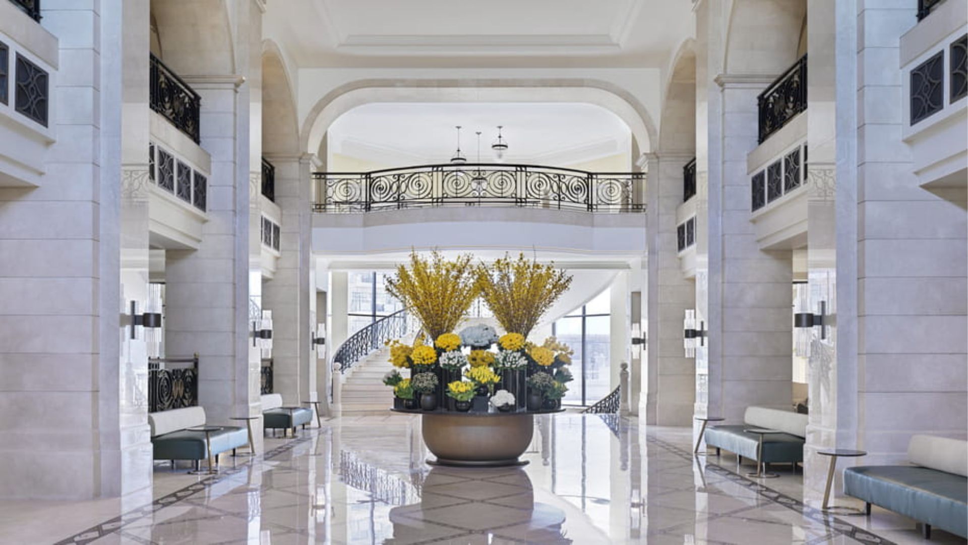 Four seasons Hotel