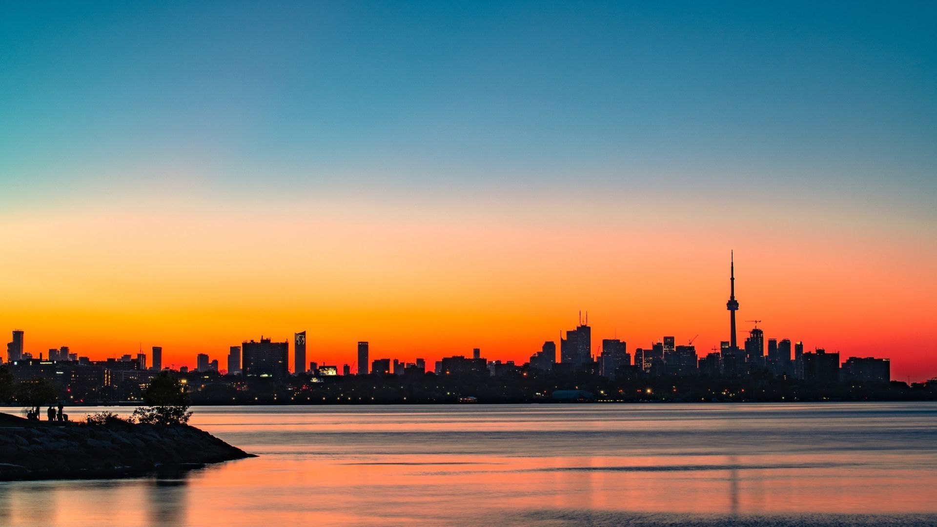 Toronto vs Vancouver