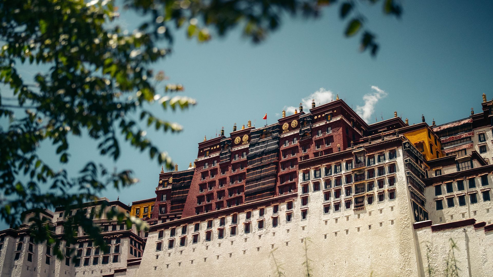 Nepal Tibet bike tour