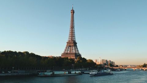 Unwrap Parisian Neighbourhoods – Your Guide To Paris' 20 Arrondissements