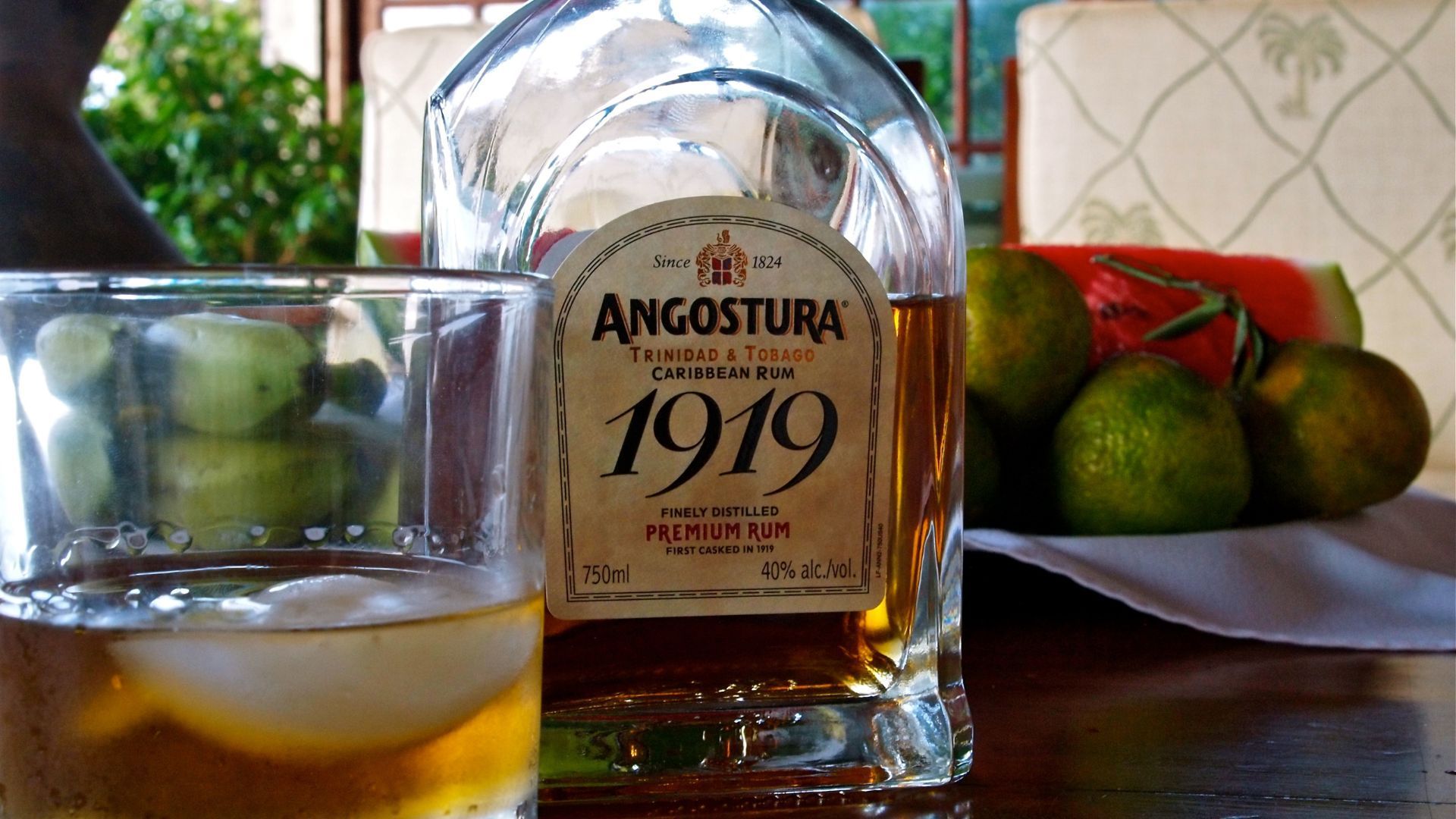 Angostura rum 