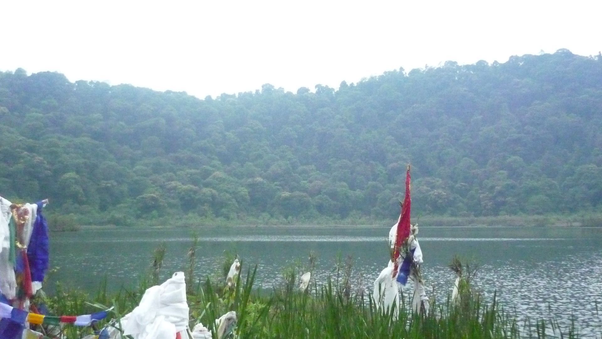 Khecheopalri lake