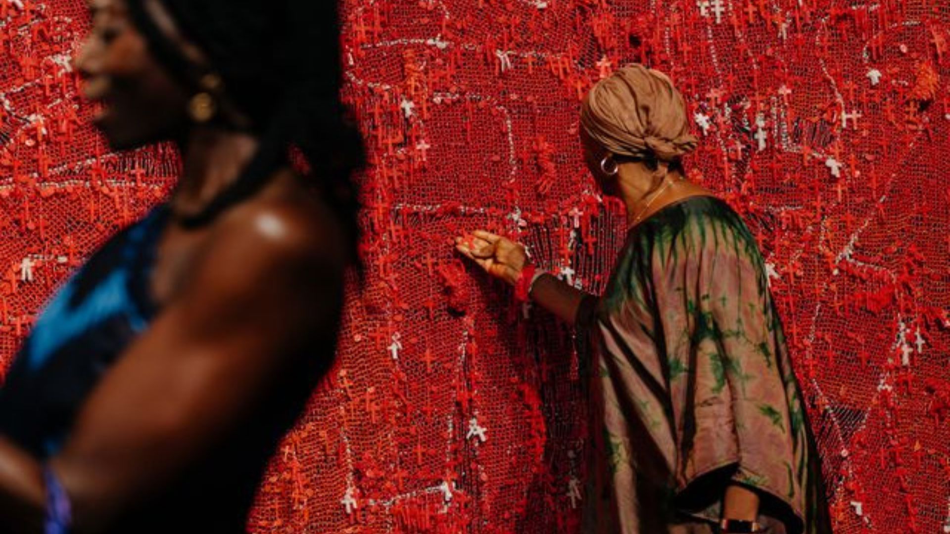 An exhibit by Victor Ehikhamenor