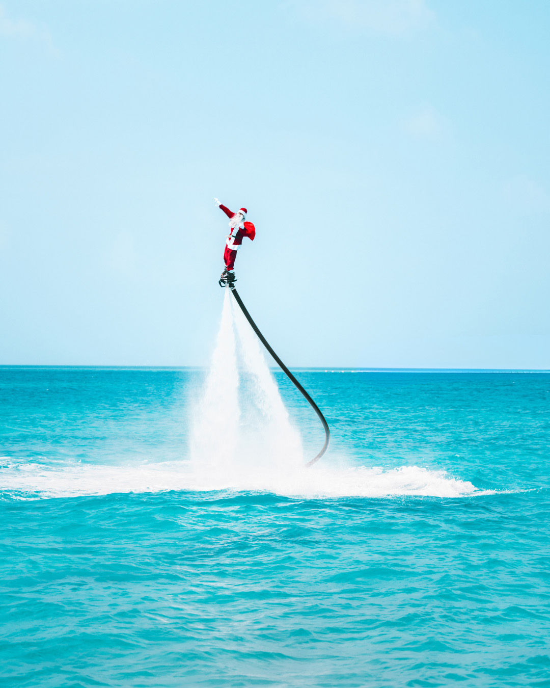 Santa arrival at Hilton Maldives Amingiri