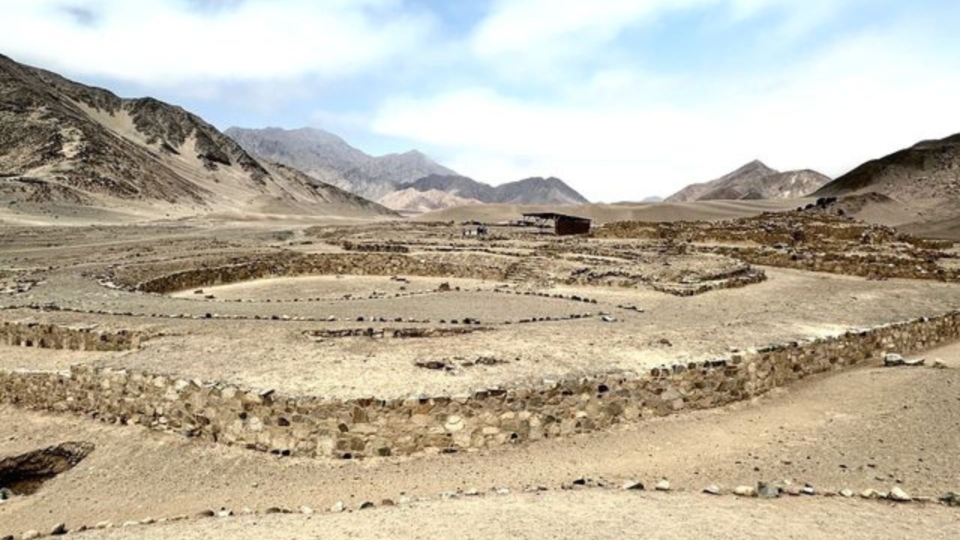 View over the city of Caral
