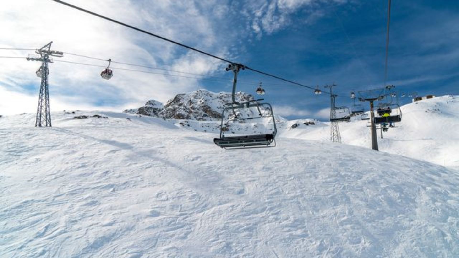 Ski lift