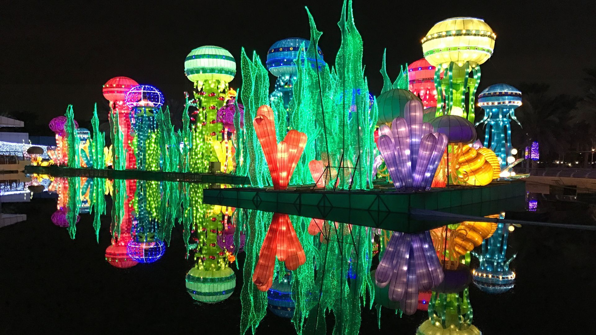 Dubai Garden Glow