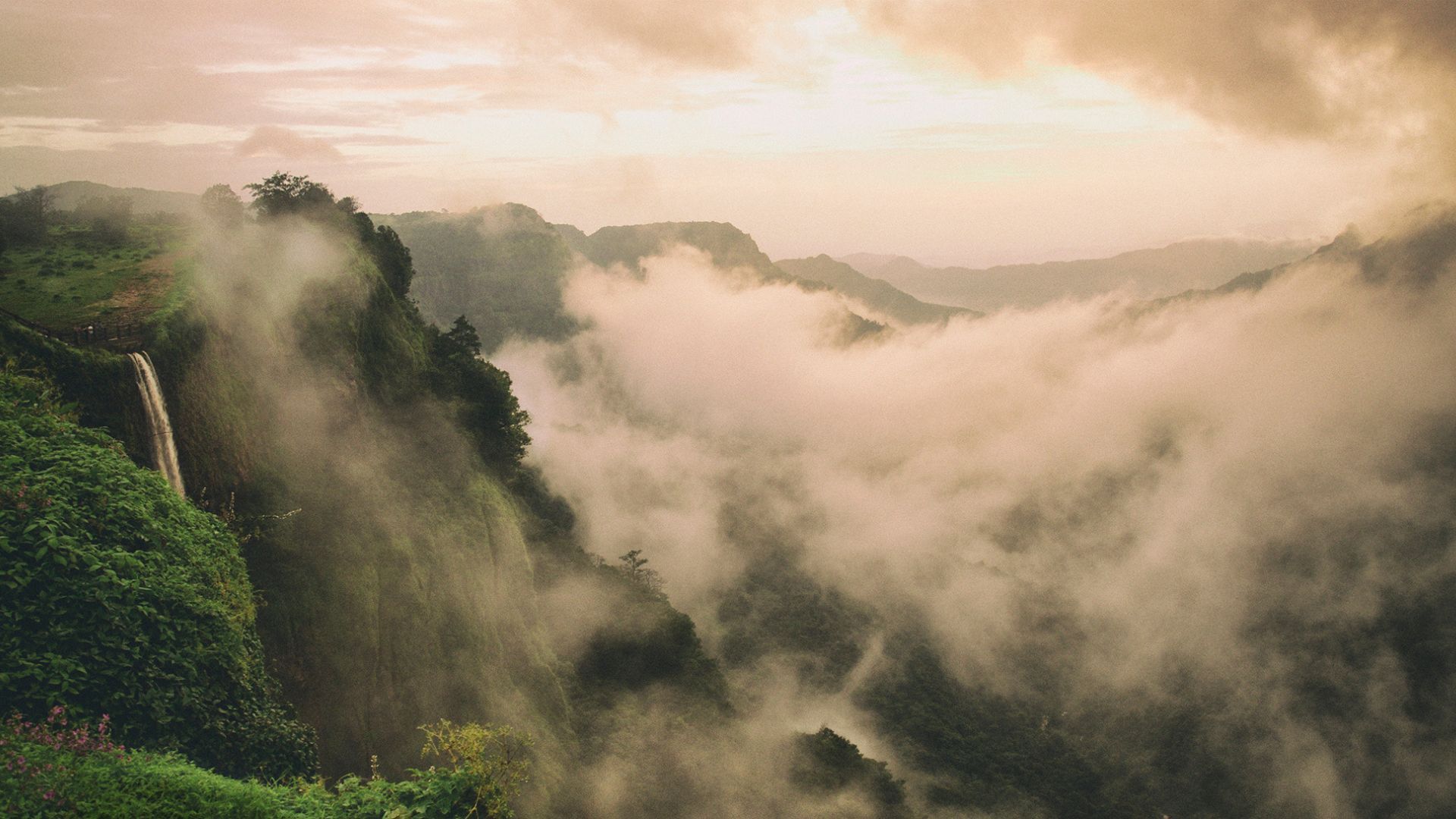 tourist places in Maharashtra