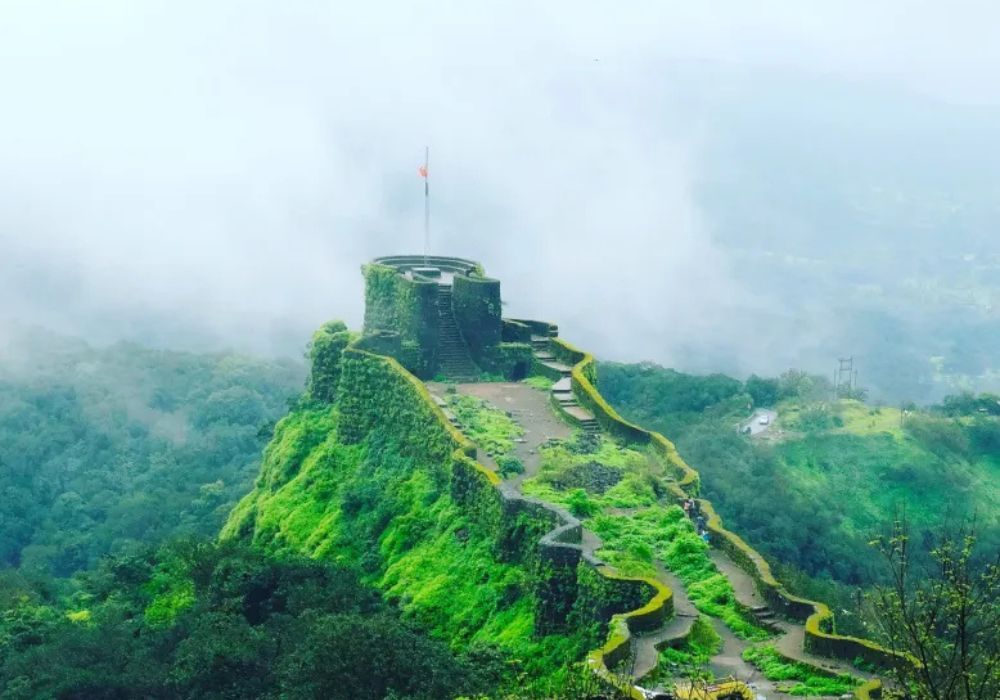 tourist places in Maharashtra