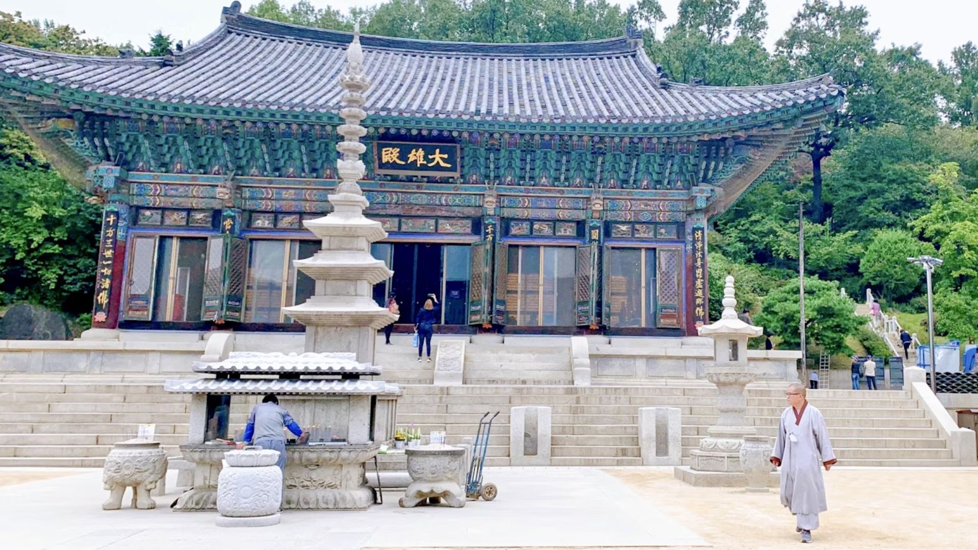 Bongeunsa Temple, Gangnam, Seoul