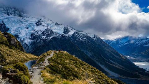 Best Time To Visit New Zealand For Smaller Crowds, Good Weather &amp; Outdoor Adventures